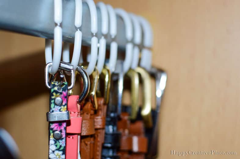 mind-blowing hacks to organize your closet