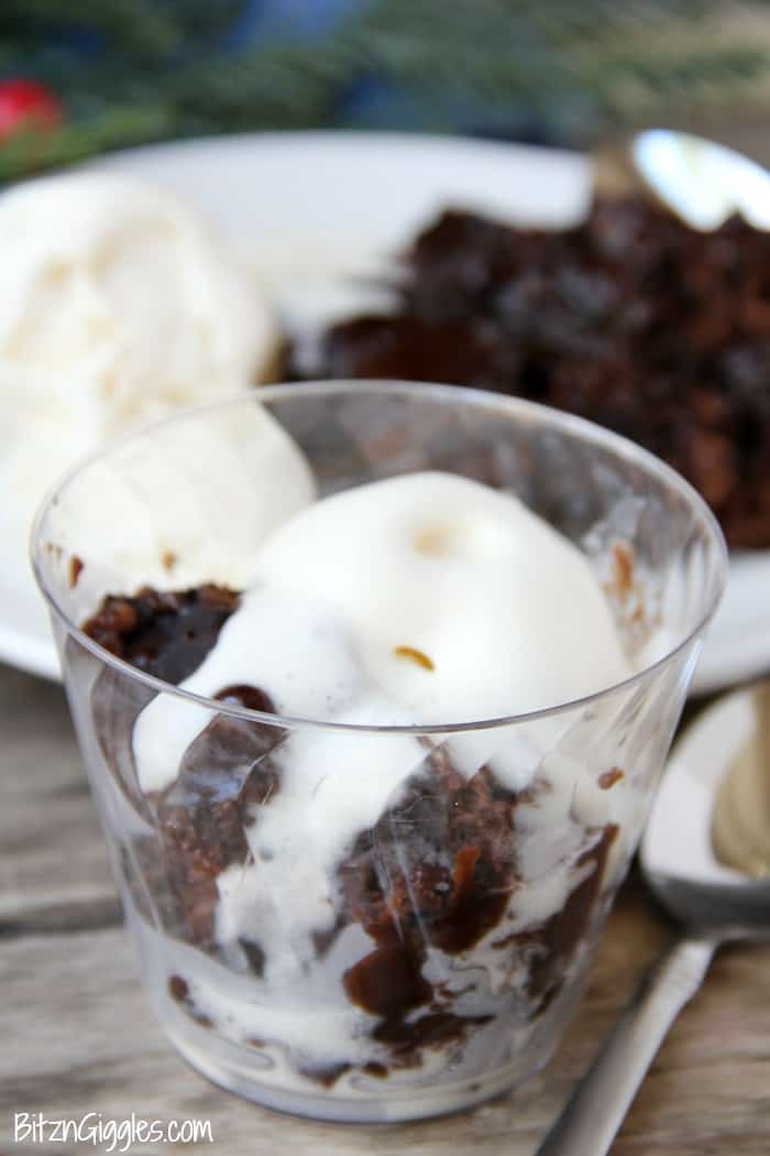 Easy Christmas Cakes Ideas That You'll Want to Try This Year