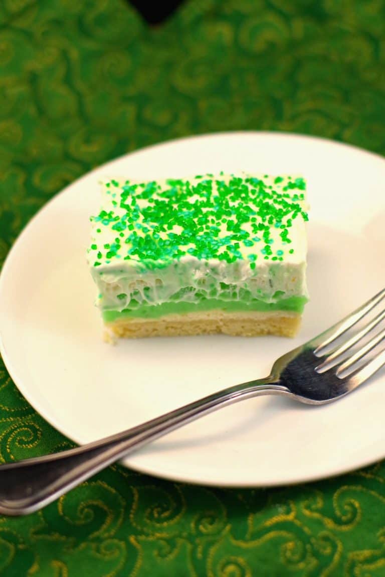 Must Try St. Patrick Desserts For The Whole Family to Enjoy